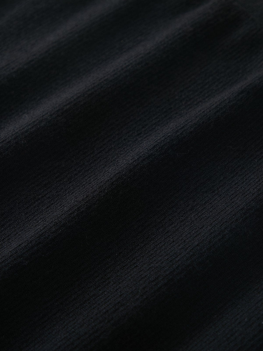June — Women — Black