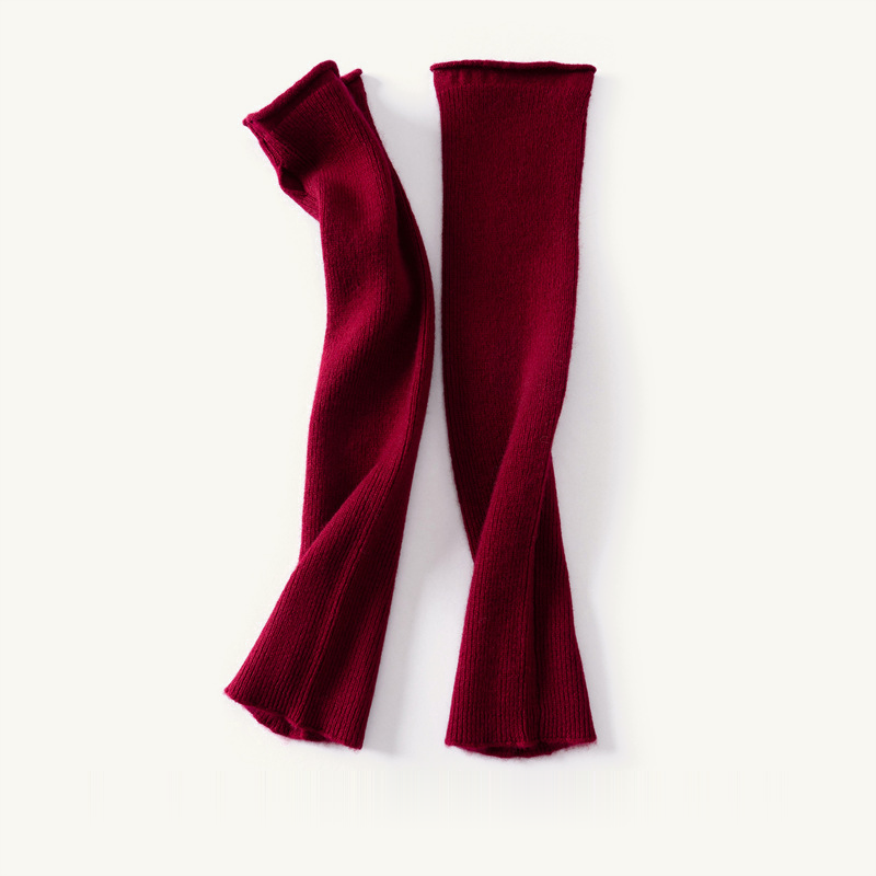 Opera — Burgundy