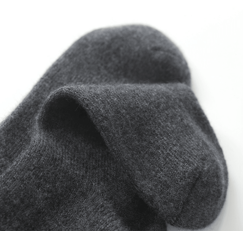 Step — Black — 02