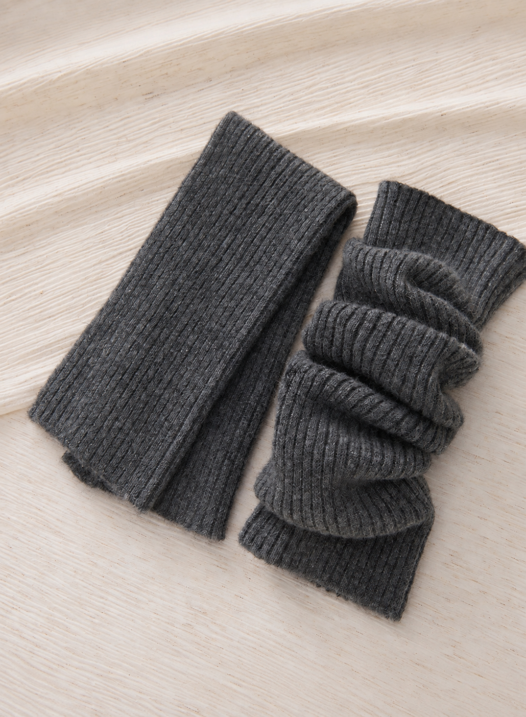 Score — Charcoal — 14