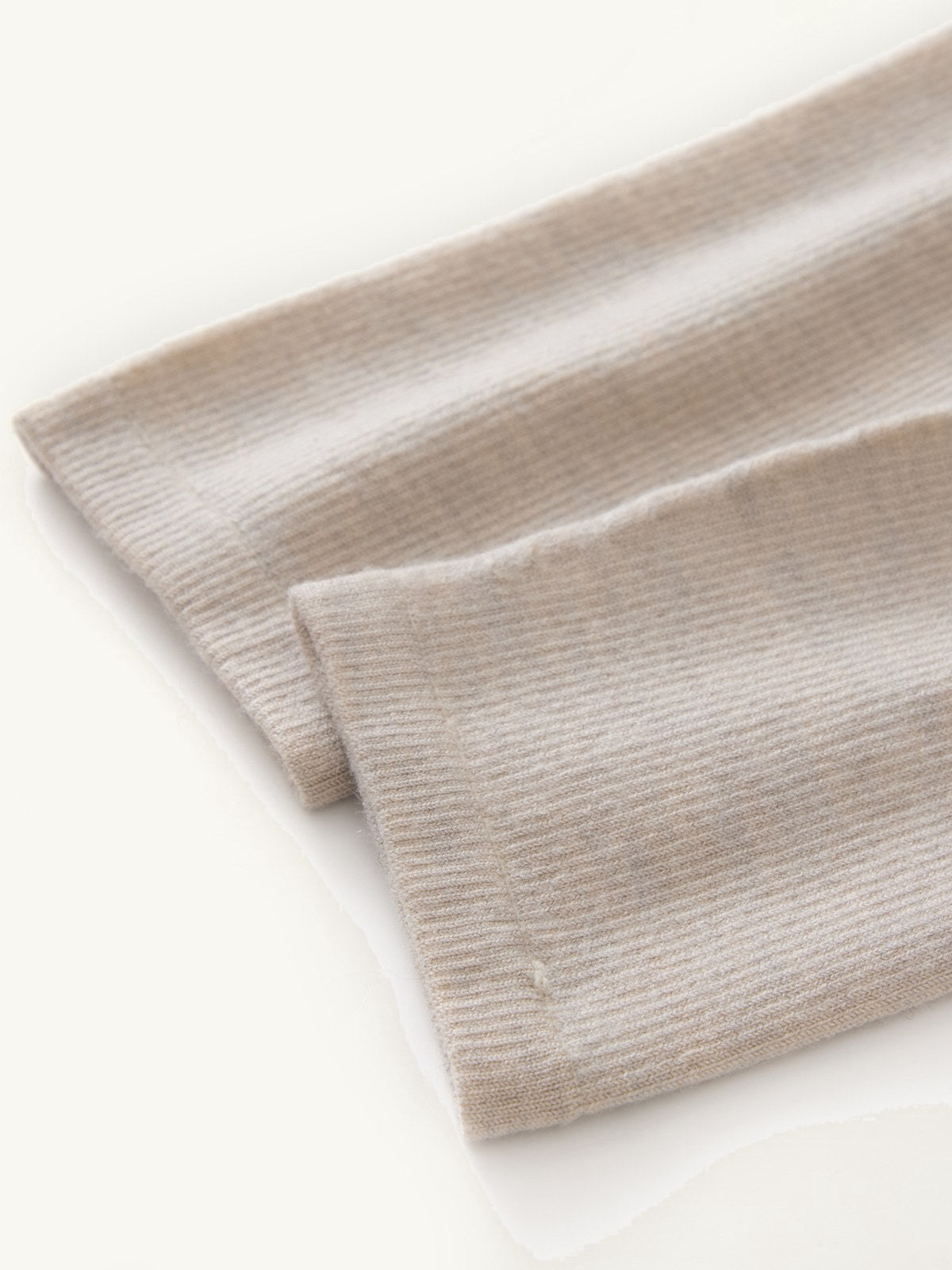 June — Oatmeal — Cuff detail